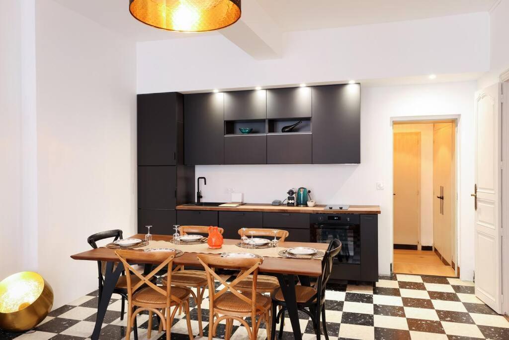 L'Hotel Particulier, 120M2, Hypercentre, Wifi / Conciergeriedamecarcas 카르카손 외부 사진